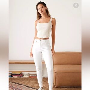 American Eagle Next Level Stretch
Curvy High-Rise Jegging size 32W NWT